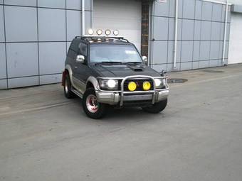 1992 Mitsubishi Pajero Photos