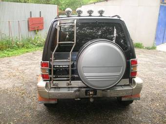 1992 Mitsubishi Pajero Pictures