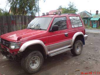 1992 Mitsubishi Pajero Photos