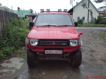 1992 Mitsubishi Pajero Pictures