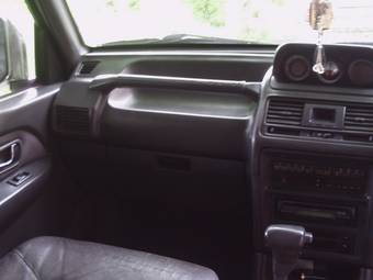 1992 Mitsubishi Pajero Wallpapers
