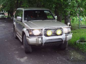 1992 Mitsubishi Pajero Pics