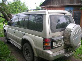 1992 Mitsubishi Pajero Photos