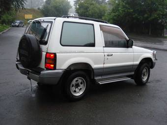 1992 Mitsubishi Pajero Photos