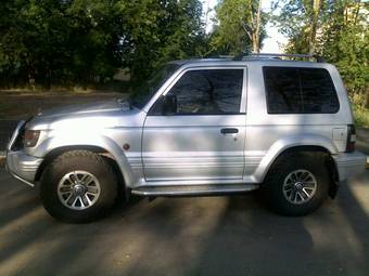 1992 Mitsubishi Pajero Pics