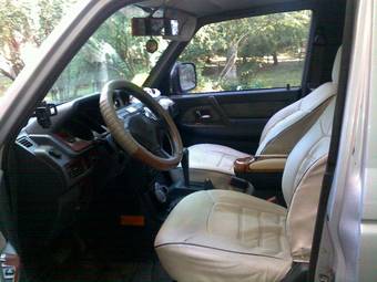 1992 Mitsubishi Pajero Pictures