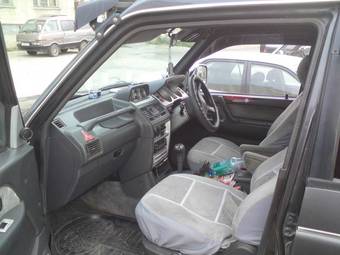 1992 Mitsubishi Pajero Pictures