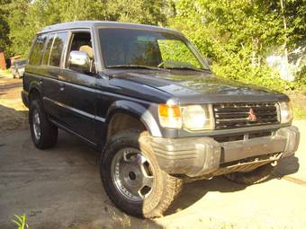 1992 Mitsubishi Pajero Photos