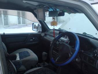 1992 Mitsubishi Pajero Pictures
