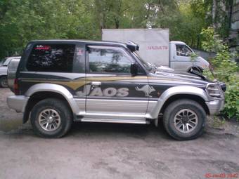 1992 Mitsubishi Pajero Photos