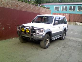 1992 Mitsubishi Pajero Pictures