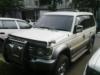 1992 Mitsubishi Pajero Photos