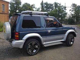 1992 Mitsubishi Pajero Pics