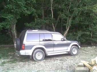 1992 Mitsubishi Pajero Photos