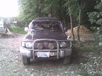 1992 Mitsubishi Pajero Photos