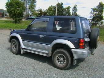 1992 Mitsubishi Pajero Photos