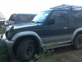 1992 Mitsubishi Pajero Pics
