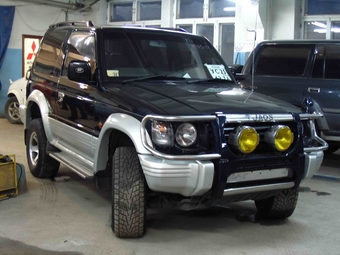 1993 Mitsubishi Pajero