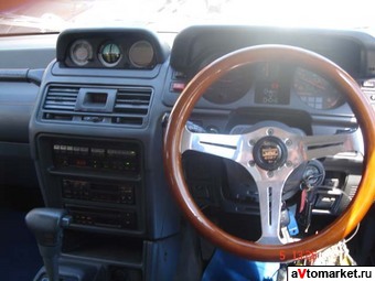 1993 Mitsubishi Pajero Photos