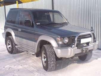 1993 Mitsubishi Pajero Photos