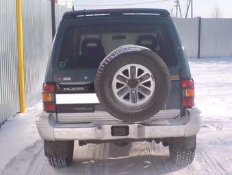 1993 Mitsubishi Pajero Pictures