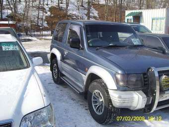1993 Mitsubishi Pajero Photos