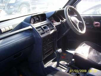 1993 Mitsubishi Pajero Photos