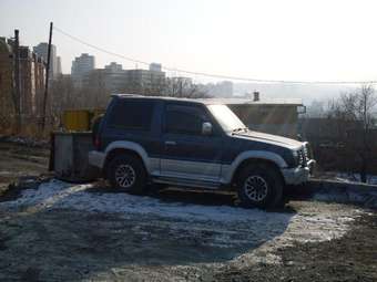 1993 Mitsubishi Pajero Pictures