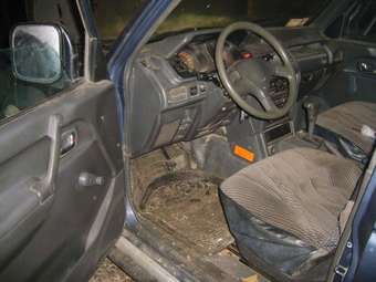 1993 Mitsubishi Pajero Photos