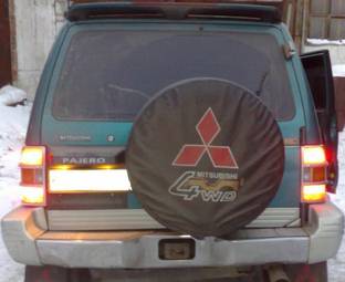 1993 Mitsubishi Pajero Pictures