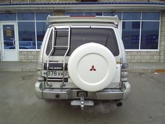 1993 Mitsubishi Pajero Pictures