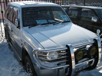 1993 Mitsubishi Pajero Pictures