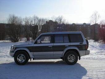 1993 Mitsubishi Pajero Photos