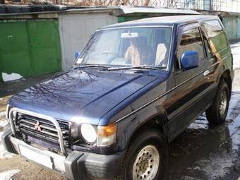 1993 Mitsubishi Pajero Pics