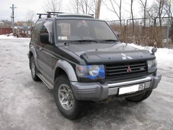 1993 Mitsubishi Pajero Wallpapers