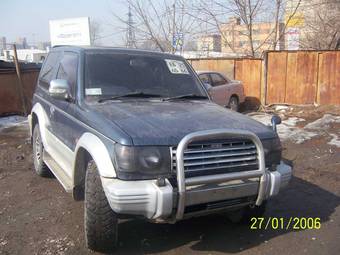 1993 Mitsubishi Pajero Photos