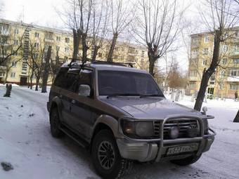 1993 Mitsubishi Pajero Pics