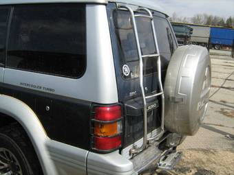 1993 Mitsubishi Pajero Pictures