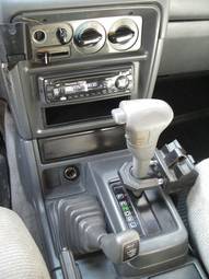 1993 Mitsubishi Pajero Photos