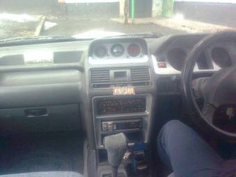 1993 Mitsubishi Pajero Photos
