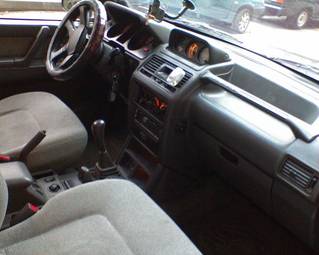 1993 Mitsubishi Pajero Photos