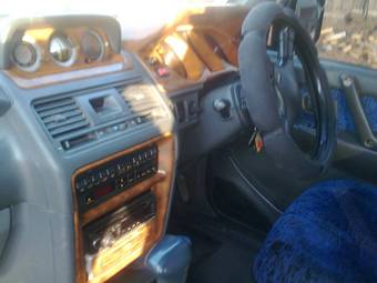 1993 Mitsubishi Pajero Photos