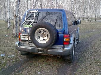 1993 Mitsubishi Pajero Photos