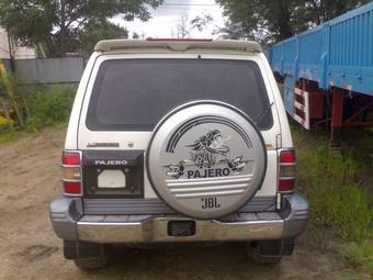 1993 Mitsubishi Pajero Pictures