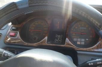 1993 Mitsubishi Pajero Pictures