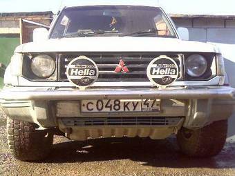 1993 Mitsubishi Pajero Photos