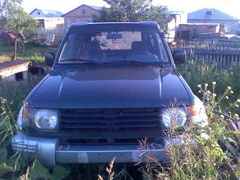 1993 Mitsubishi Pajero Photos