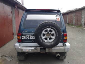 1993 Mitsubishi Pajero Photos
