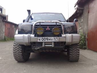 1993 Mitsubishi Pajero Wallpapers