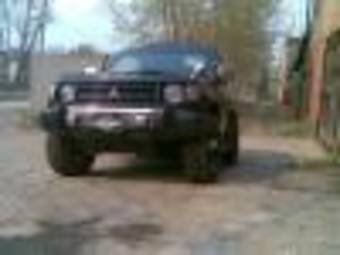 1993 Mitsubishi Pajero Photos
